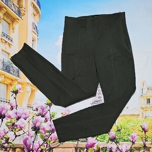 Banana Republic Pleated Green Slim-Fit Pants Zippered Ankle Size 2